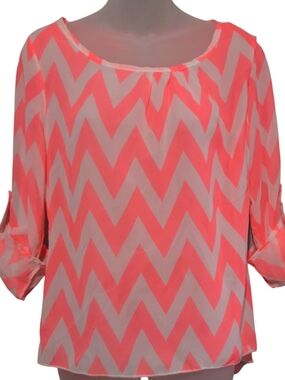 NWT Oversized Medium Chevron Roll-Tab 3/4 Sleeve Coral Ivory Tunic Top Festival